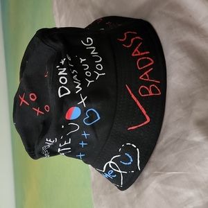 Zaful Grafiti Bucket Hat